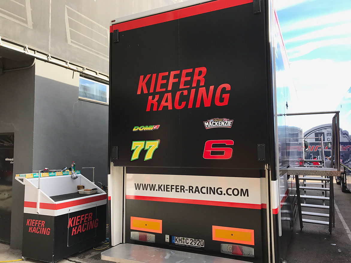 kiefer_racing_6.jpg