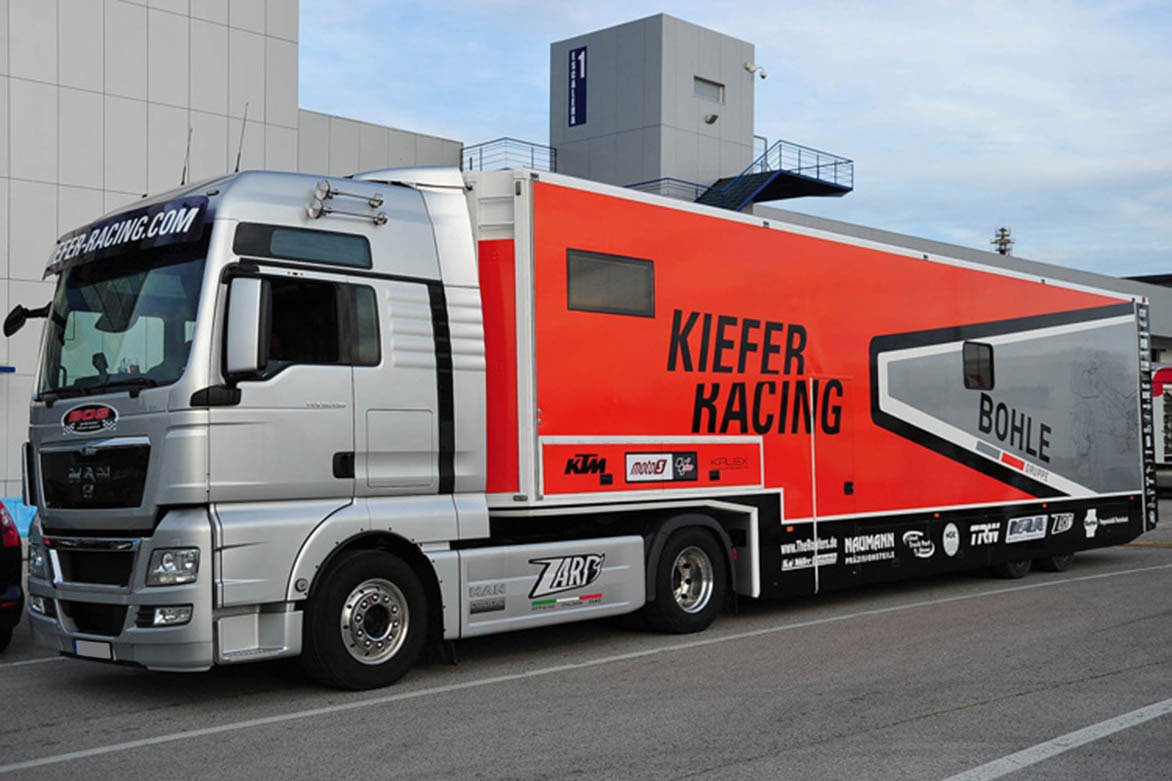kiefer_racing_3.jpg